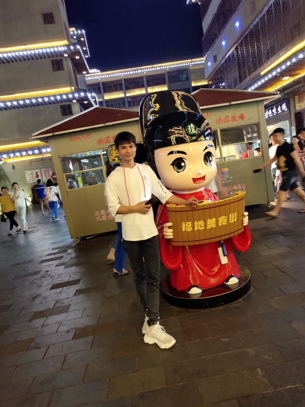 圆嘟嘟的瘦子的第一张照片--惠州蓝颜知己交友网